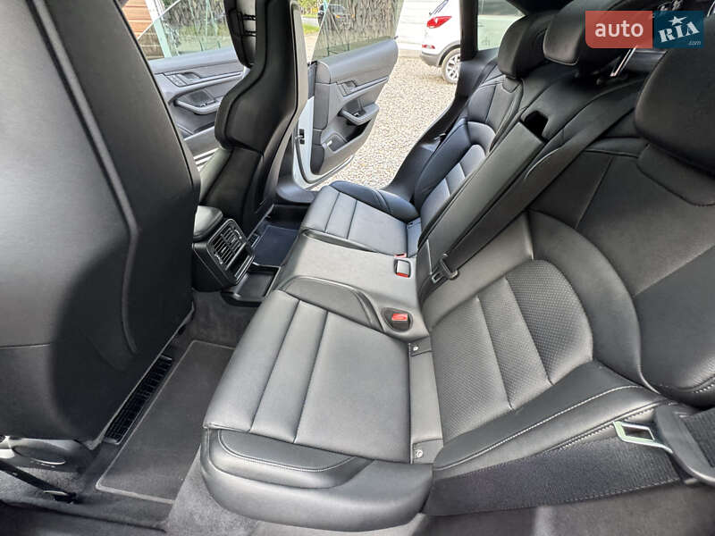 Седан Porsche Taycan 2021 в Трускавце