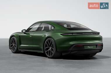 Седан Porsche Taycan 2024 в 