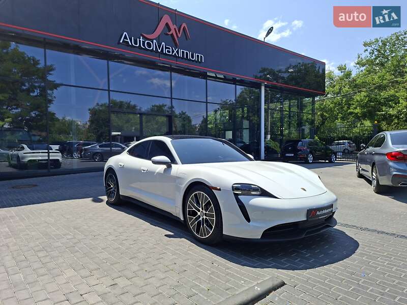 Седан Porsche Taycan 2021 в Одесі