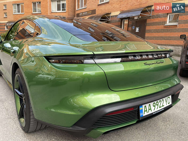 Седан Porsche Taycan 2020 в Киеве фото 20 Седан Porsche Taycan 2020 в Киеве
