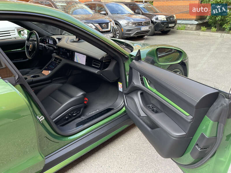 Седан Porsche Taycan 2020 в Киеве фото 52 Седан Porsche Taycan 2020 в Киеве