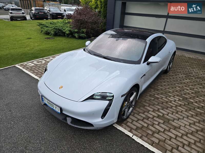Седан Porsche Taycan 2021 в Киеве