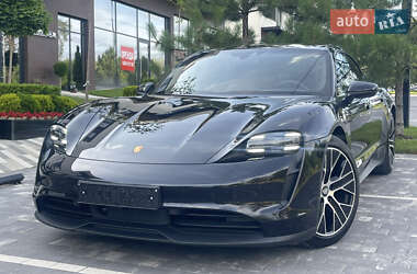 Седан Porsche Taycan 2021 в Ужгороді