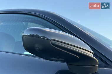 Седан Porsche Taycan 2020 в 
