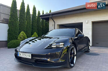 Седан Porsche Taycan 2021 в Ровно