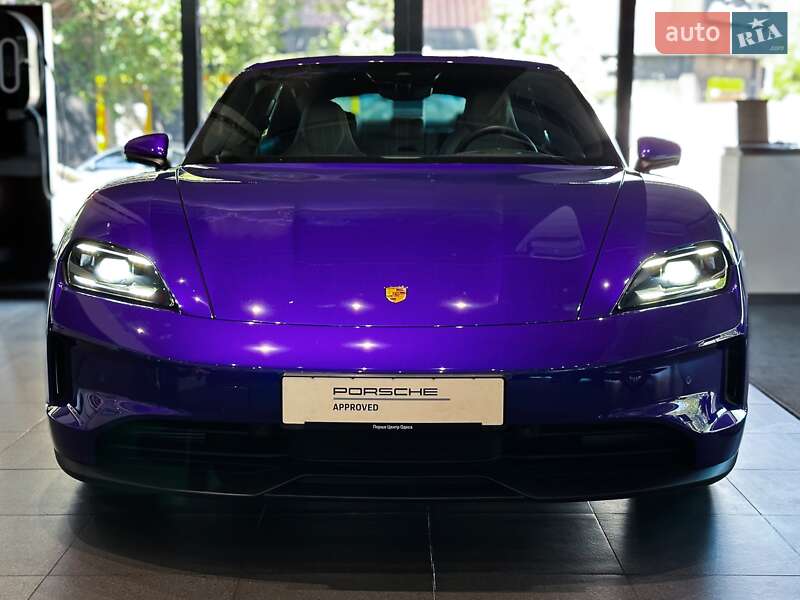 Седан Porsche Taycan 2025 в Одессе