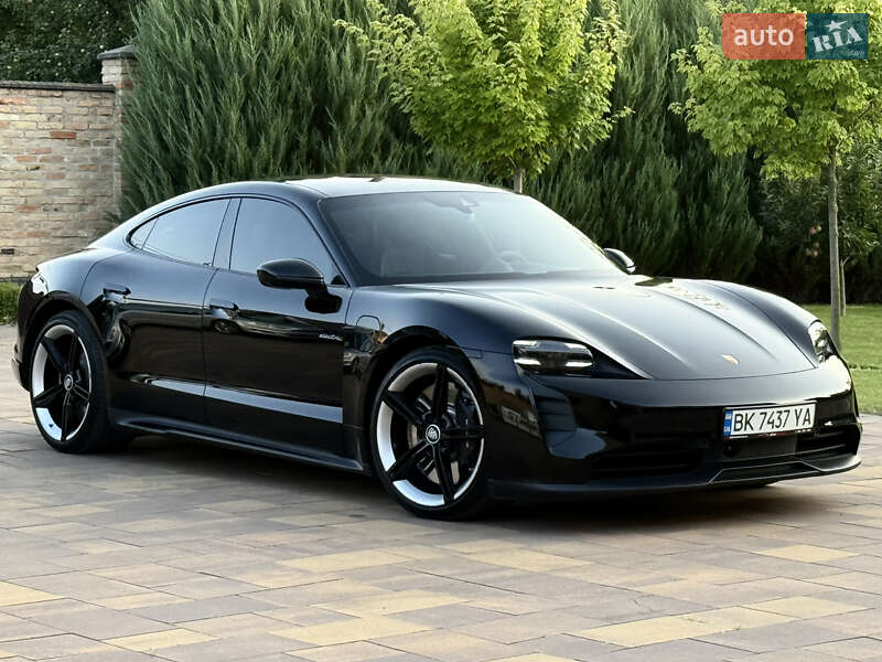 Седан Porsche Taycan 2020 в Рівному