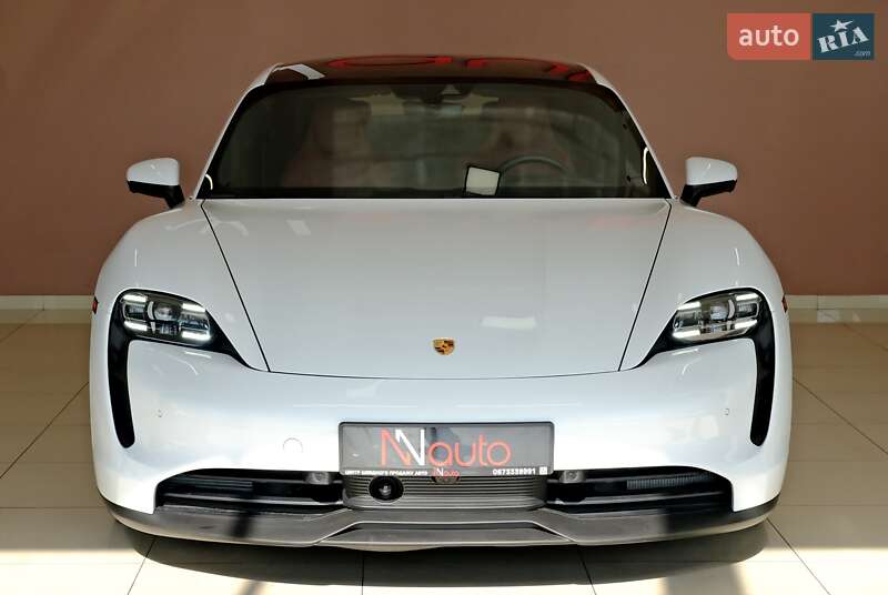 Седан Porsche Taycan 2022 в Одессе