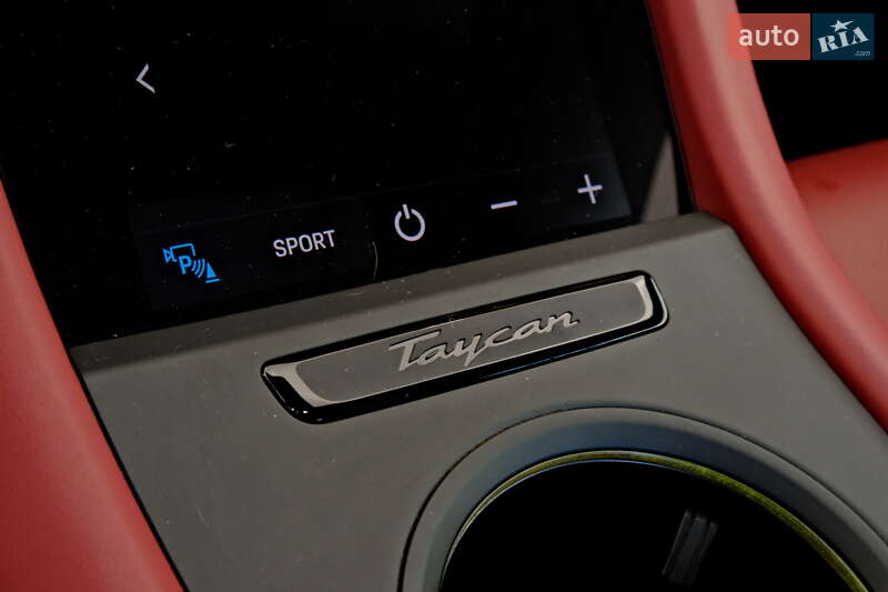 Седан Porsche Taycan 2022 в Одессе