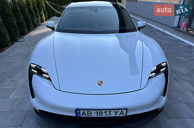 Седан Porsche Taycan 2020 в Вінниці