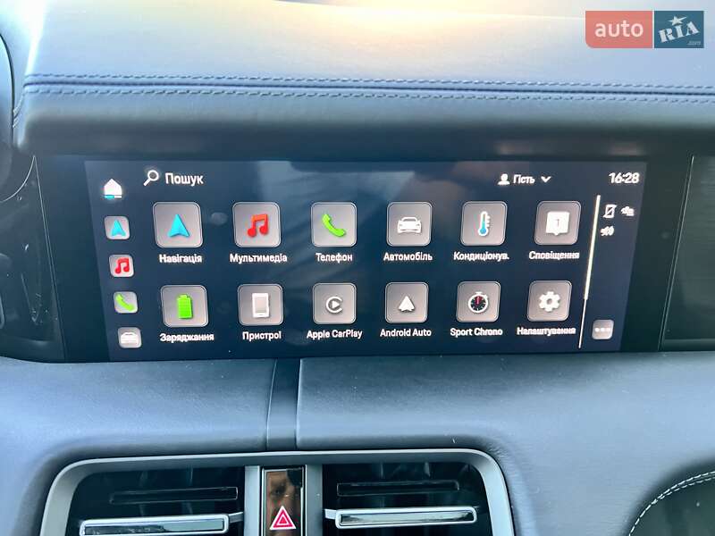 Седан Porsche Taycan 2020 в Киеве фото 50 Седан Porsche Taycan 2020 в Киеве