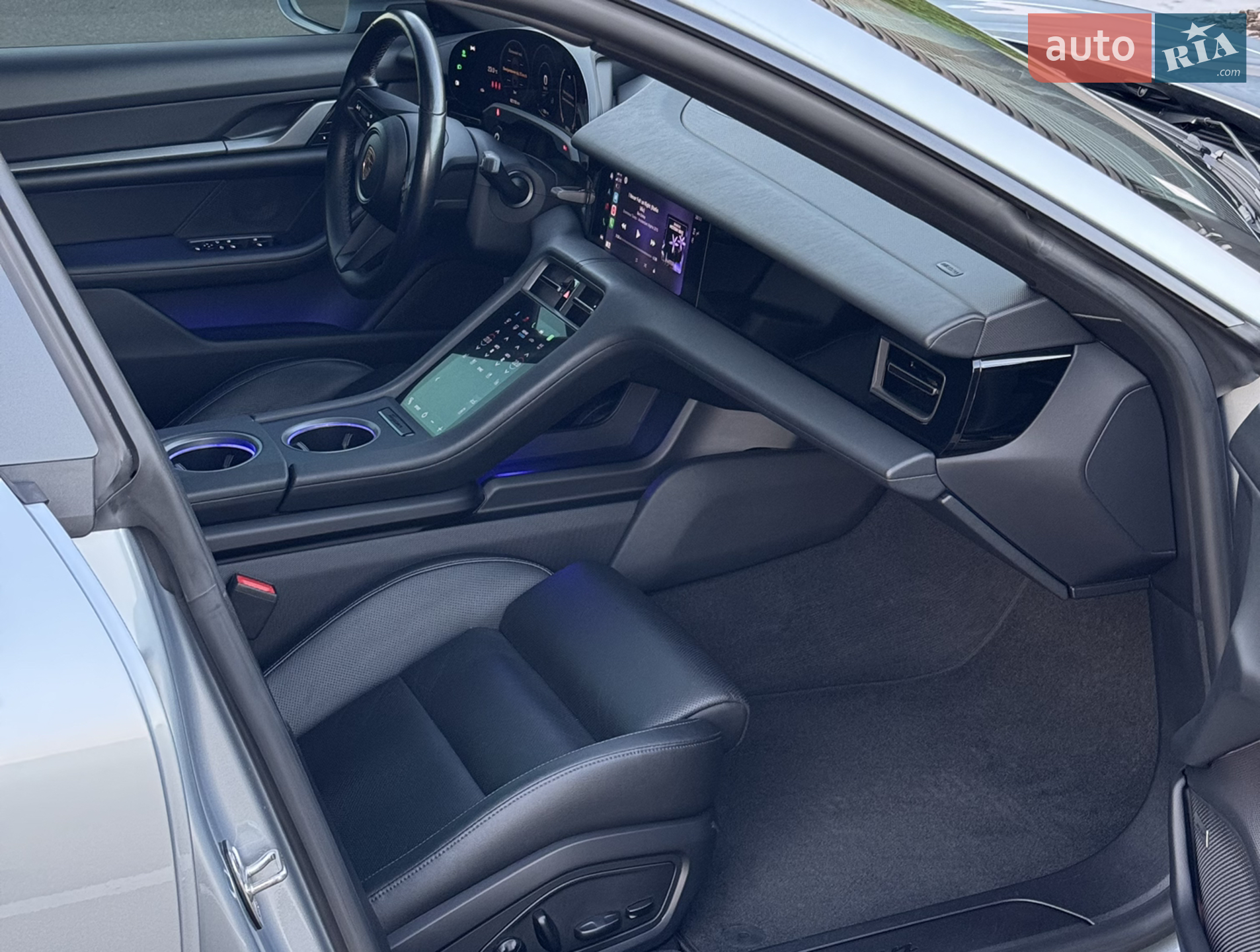2021 Porsche Taycan - мініатюра 27
