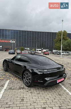 Седан Porsche Taycan 2021 в 