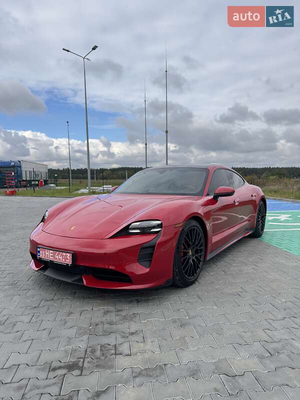 Седан Porsche Taycan 2021 в Луцке