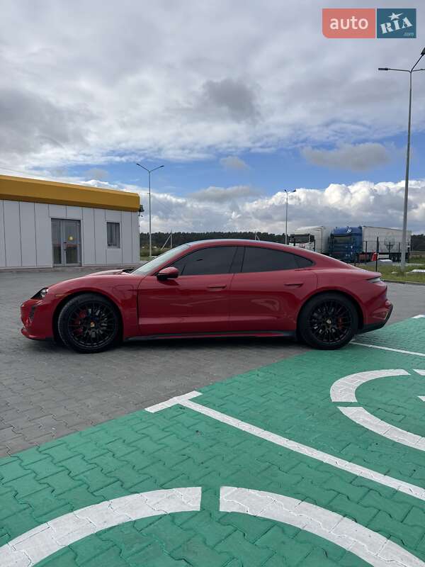 Седан Porsche Taycan 2021 в Луцке