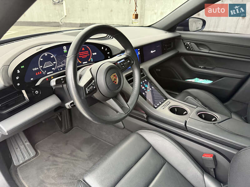Седан Porsche Taycan 2020 в Киеве фото 12 Седан Porsche Taycan 2020 в Киеве