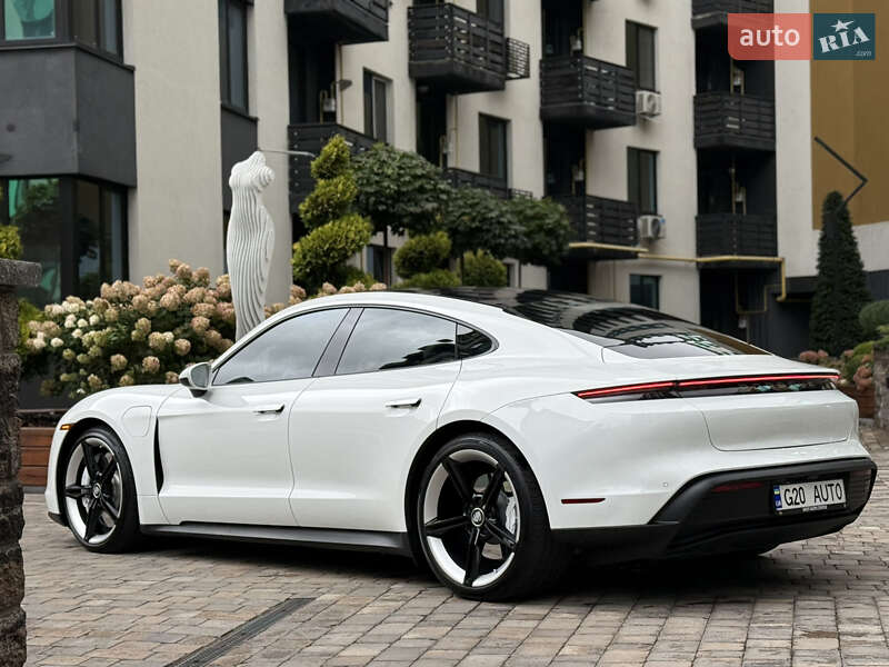 Седан Porsche Taycan 2021 в Киеве фото 17 Седан Porsche Taycan 2021 в Киеве