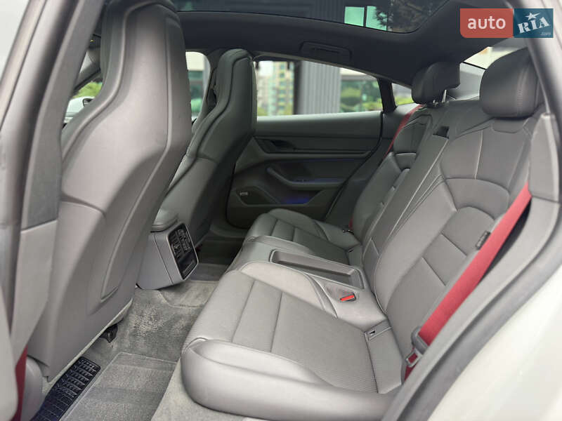 Седан Porsche Taycan 2021 в Киеве фото 31 Седан Porsche Taycan 2021 в Киеве