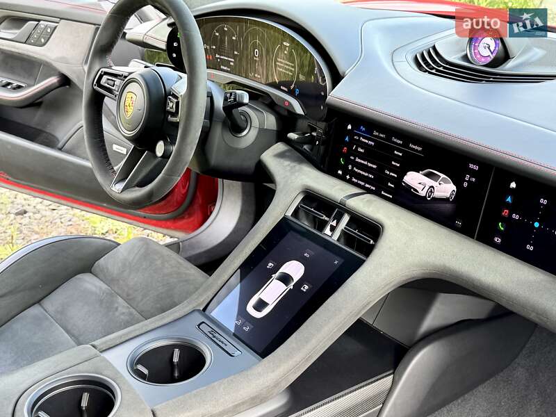 Седан Porsche Taycan 2022 в Києві