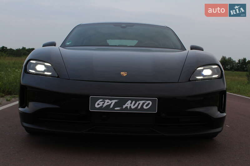 Седан Porsche Taycan 2025 в Києві фото 19 Седан Porsche Taycan 2025 в Києві