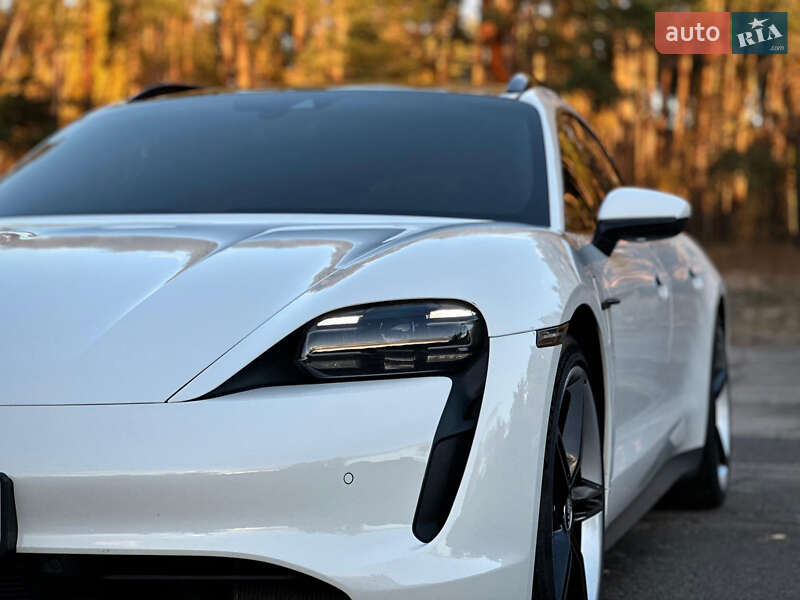 Седан Porsche Taycan 2023 в Киеве фото 20 Седан Porsche Taycan 2023 в Киеве