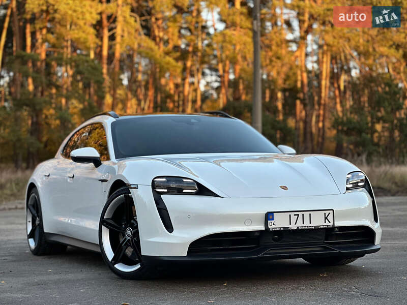 Седан Porsche Taycan 2023 в Киеве фото 24 Седан Porsche Taycan 2023 в Киеве