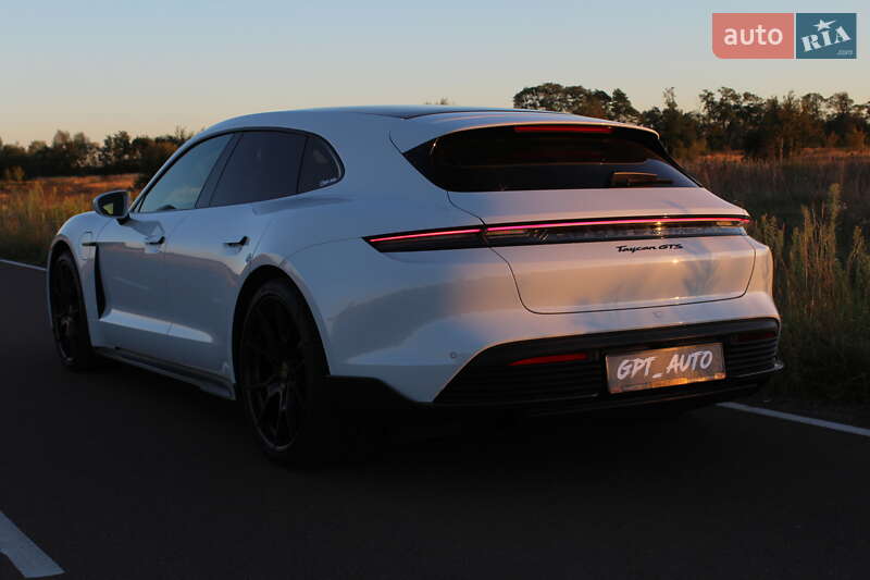 Седан Porsche Taycan 2022 в Києві фото 23 Седан Porsche Taycan 2022 в Києві