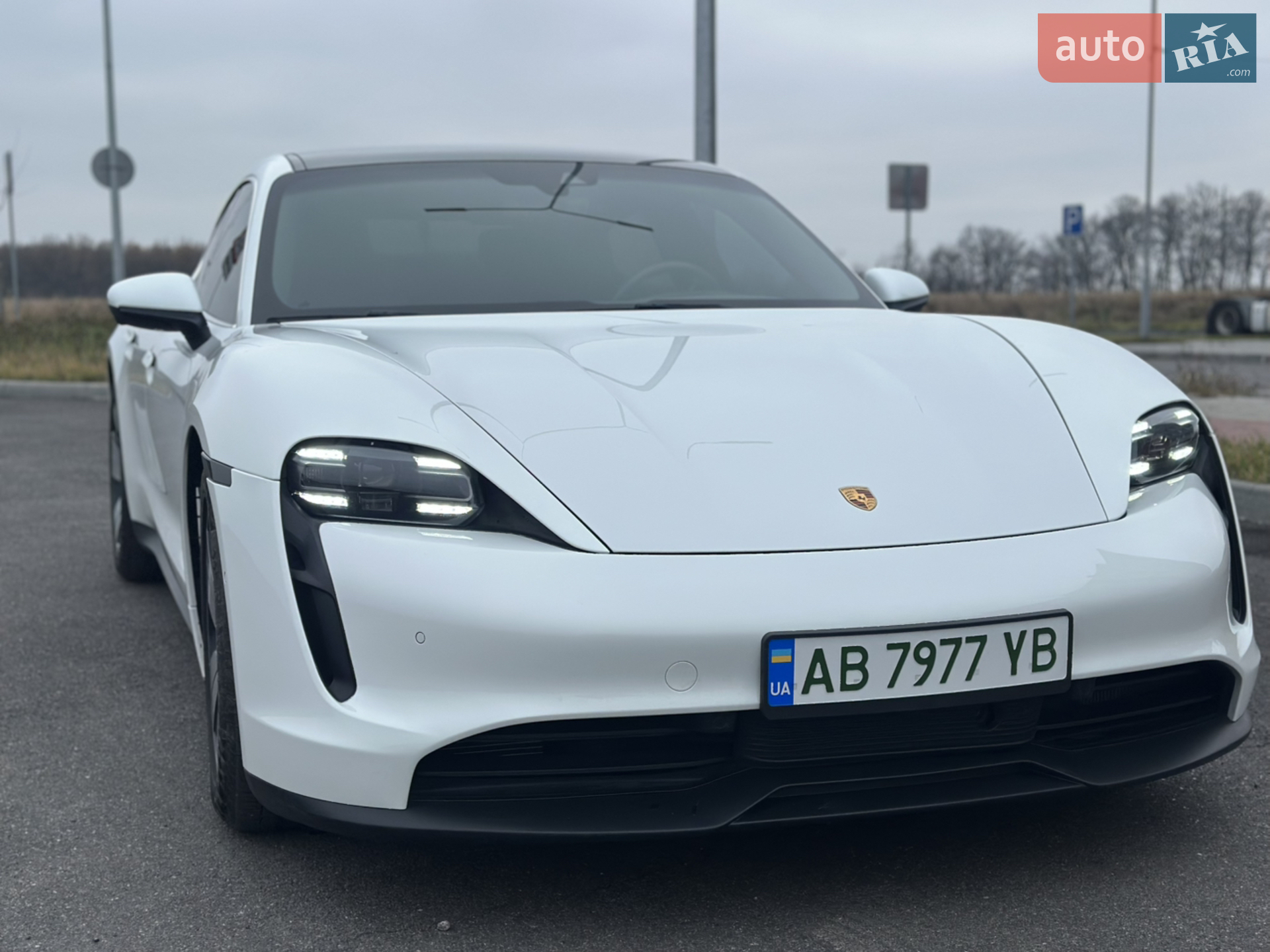 2020 Porsche Taycan - мініатюра 3