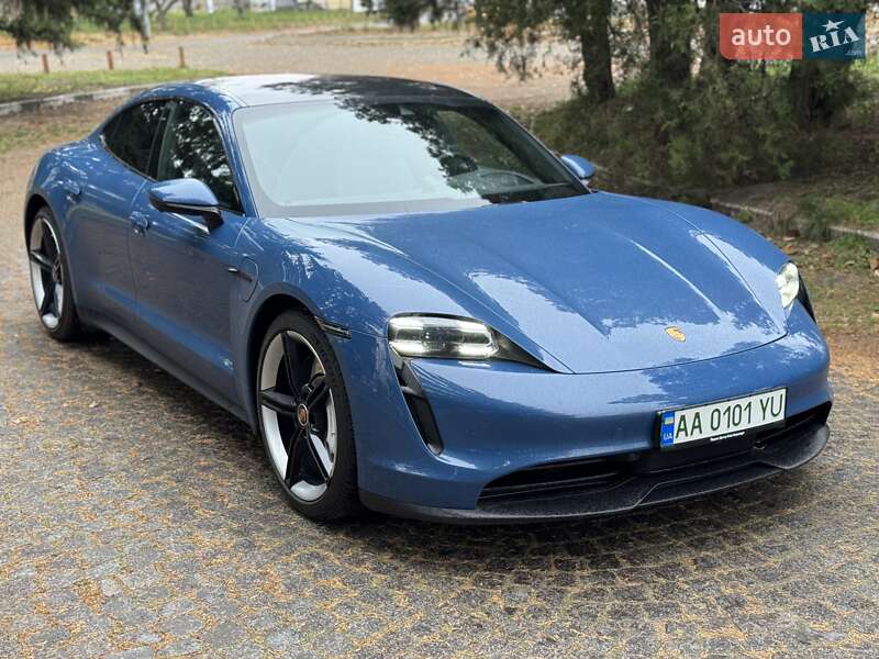 Седан Porsche Taycan 2021 в Києві фото Седан Porsche Taycan 2021 в Києві
