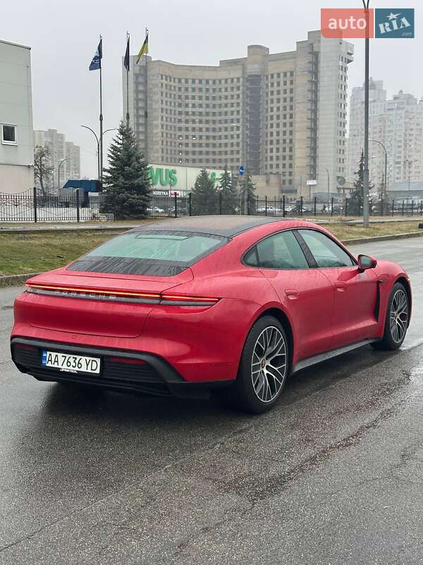 Седан Porsche Taycan 2020 в Киеве фото 11 Седан Porsche Taycan 2020 в Киеве