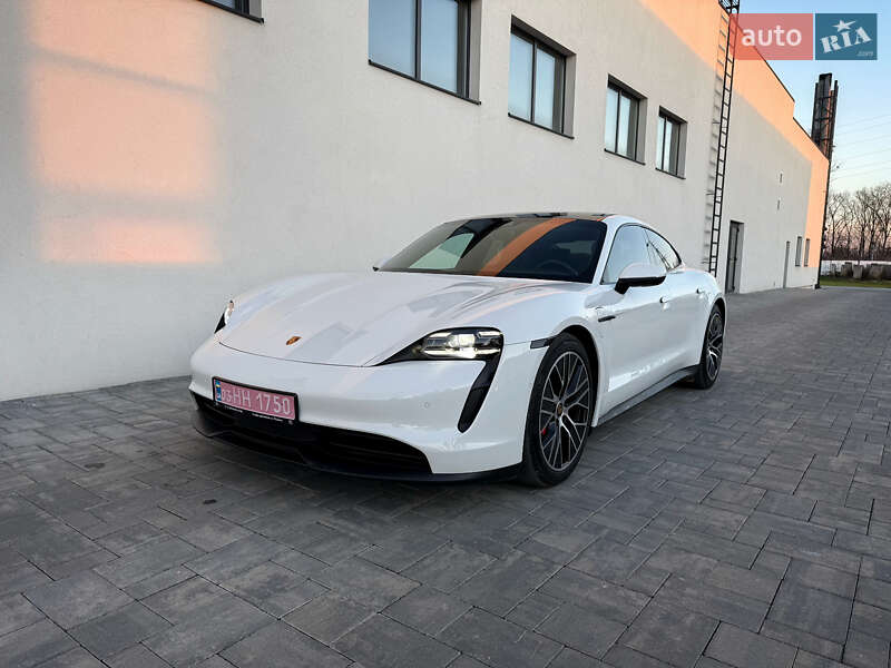 Седан Porsche Taycan 2020 в Луцьку