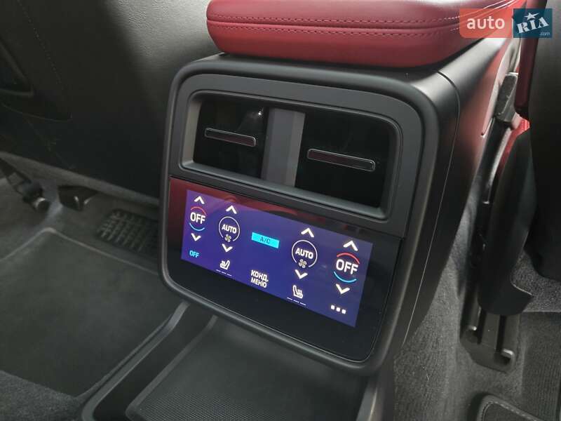 Седан Porsche Taycan 2021 в Киеве фото 49 Седан Porsche Taycan 2021 в Киеве