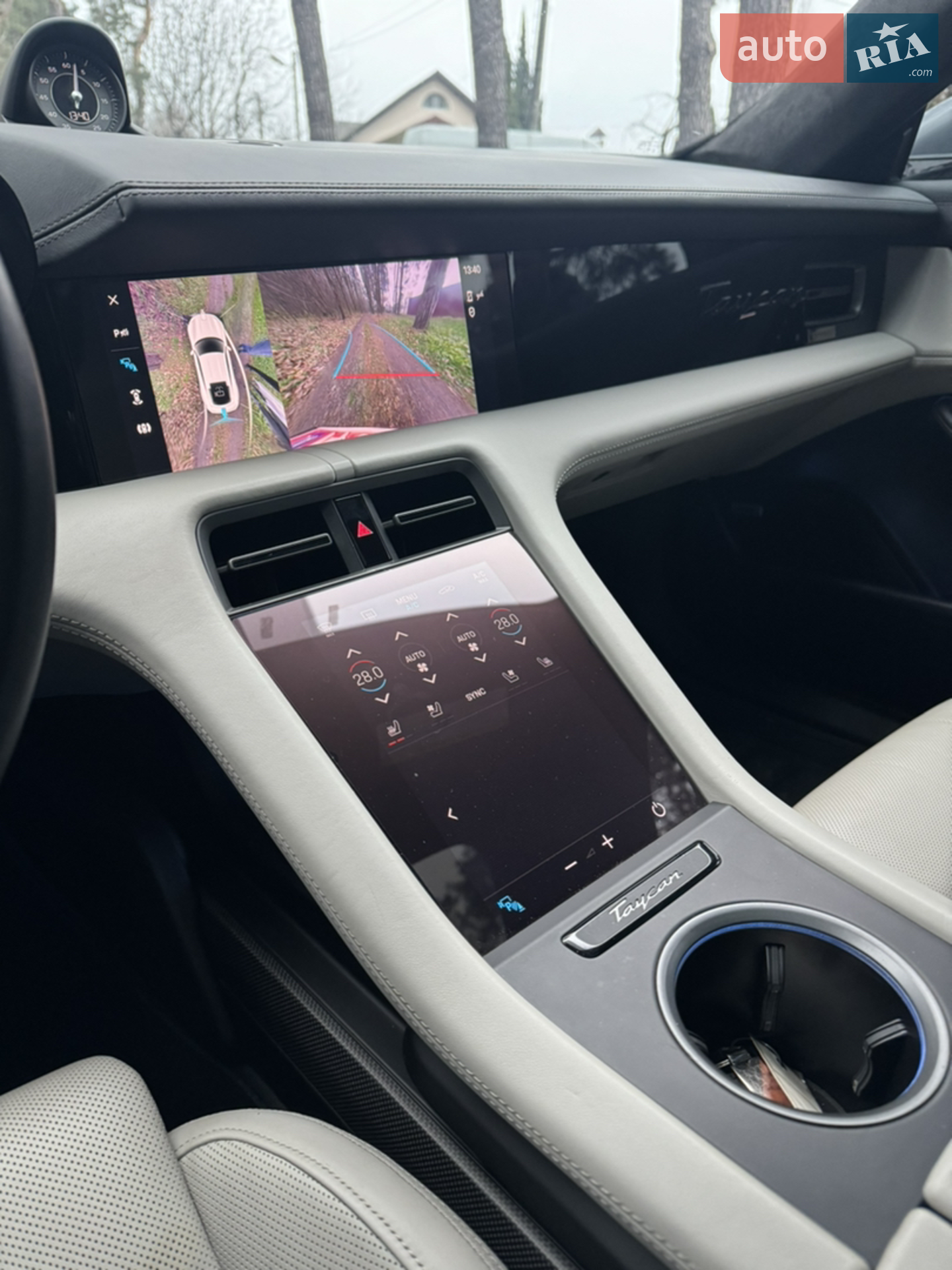 2020 Porsche Taycan - мініатюра 16