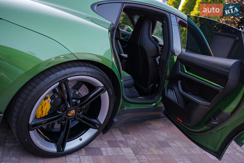 Седан Porsche Taycan 2022 в Киеве фото 17 Седан Porsche Taycan 2022 в Киеве