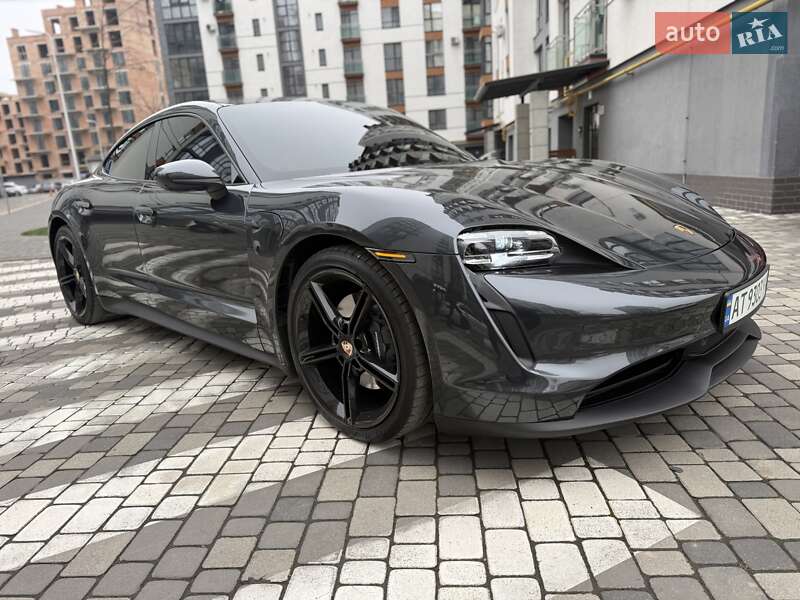 Седан Porsche Taycan 2021 в Ивано-Франковске