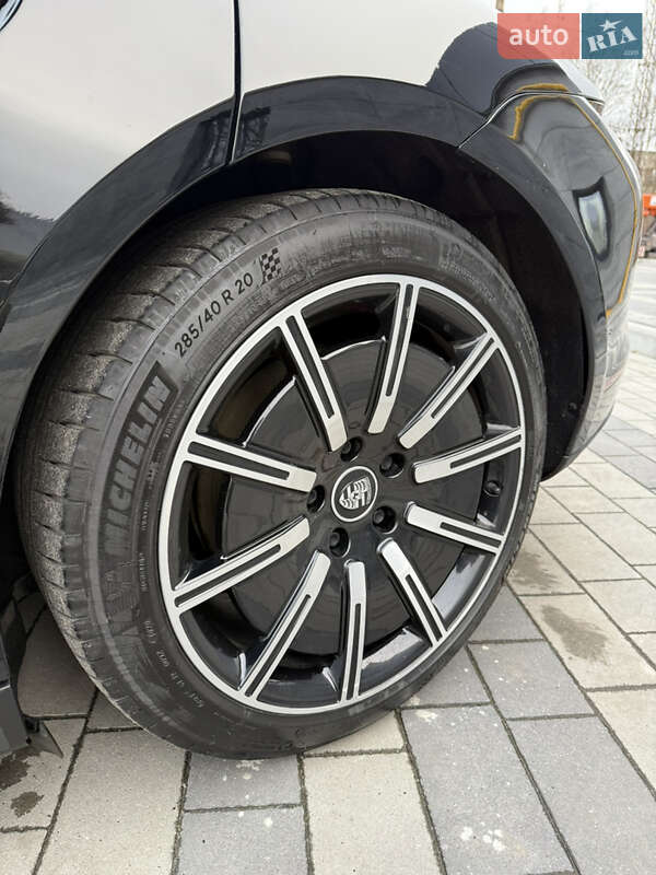 Седан Porsche Taycan 2021 в Луцке фото 11 Седан Porsche Taycan 2021 в Луцке