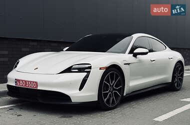 Седан Porsche Taycan 2024 в Киеве