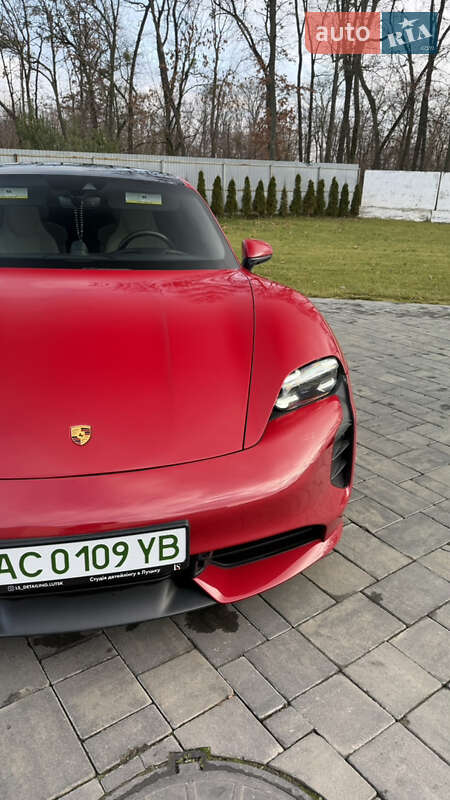 Седан Porsche Taycan 2020 в Луцке