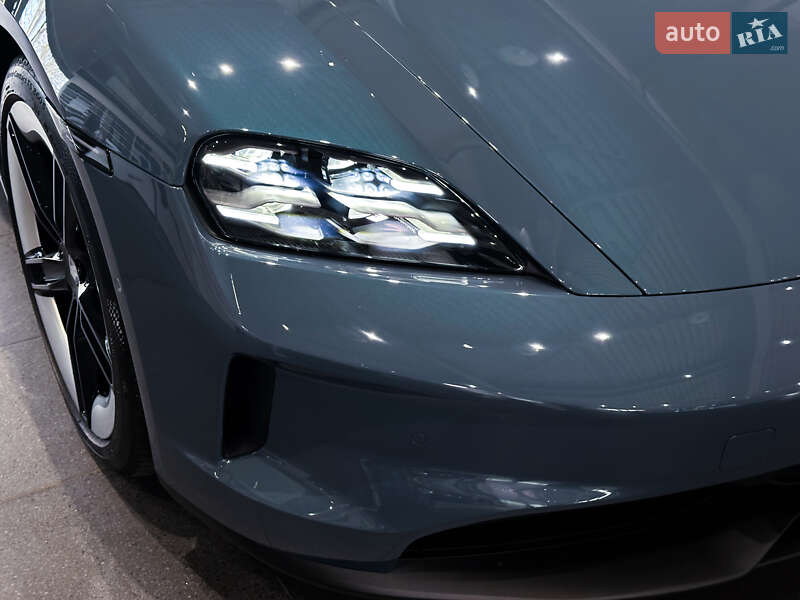 Седан Porsche Taycan 2025 в Одессе