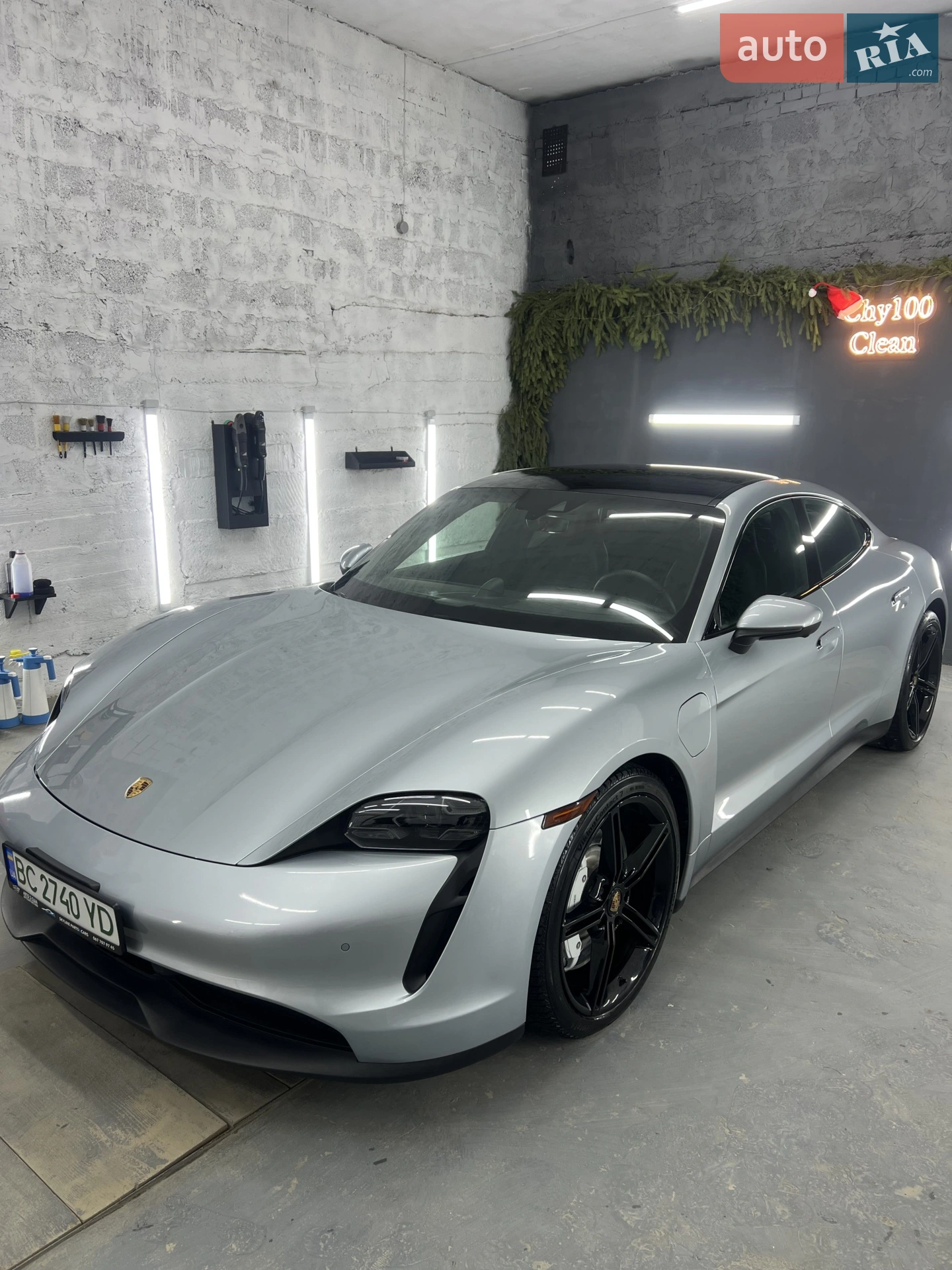 2021 Porsche Taycan - мініатюра 2