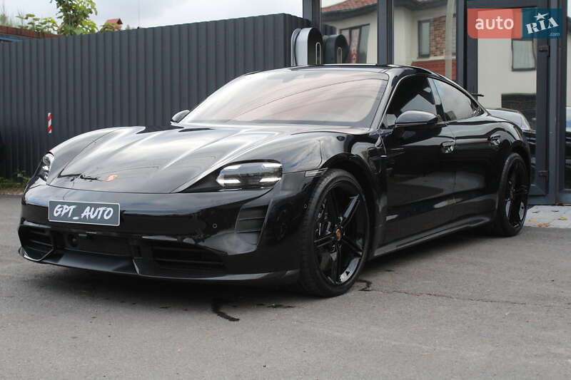 Porsche Taycan 2021 Porsche Taycan 2021