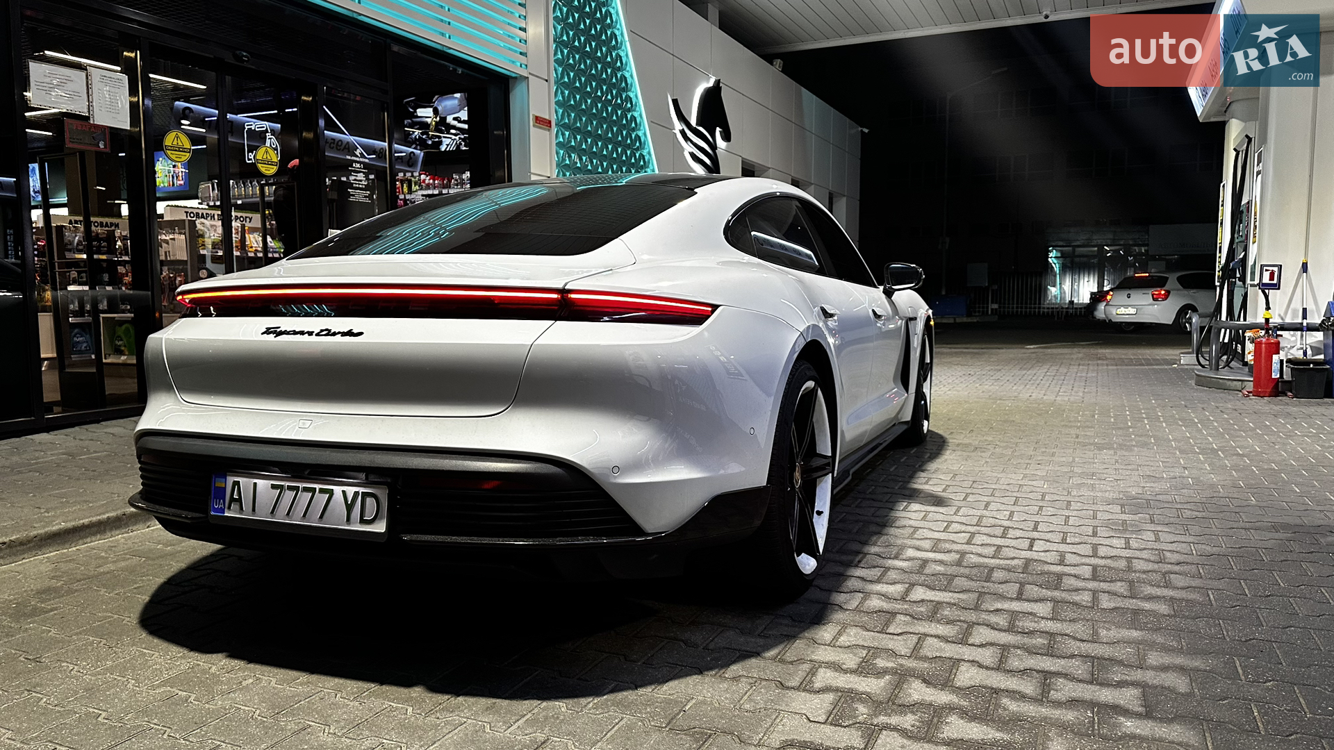 2020 Porsche Taycan - мініатюра 30