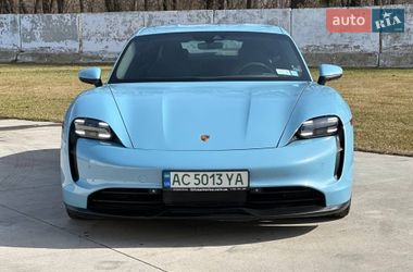 Седан Porsche Taycan 2022 в Луцьку