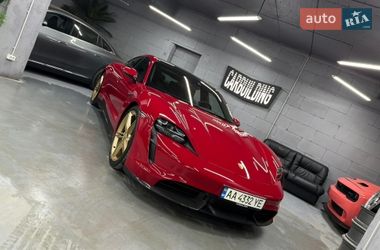 Седан Porsche Taycan 2021 в Киеве