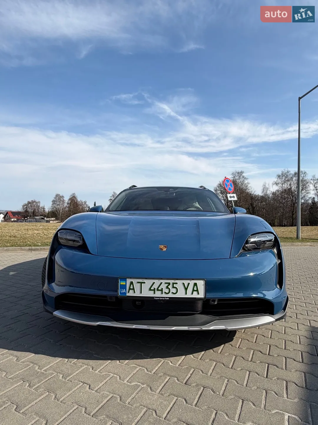 2023 Porsche Taycan - мініатюра 2