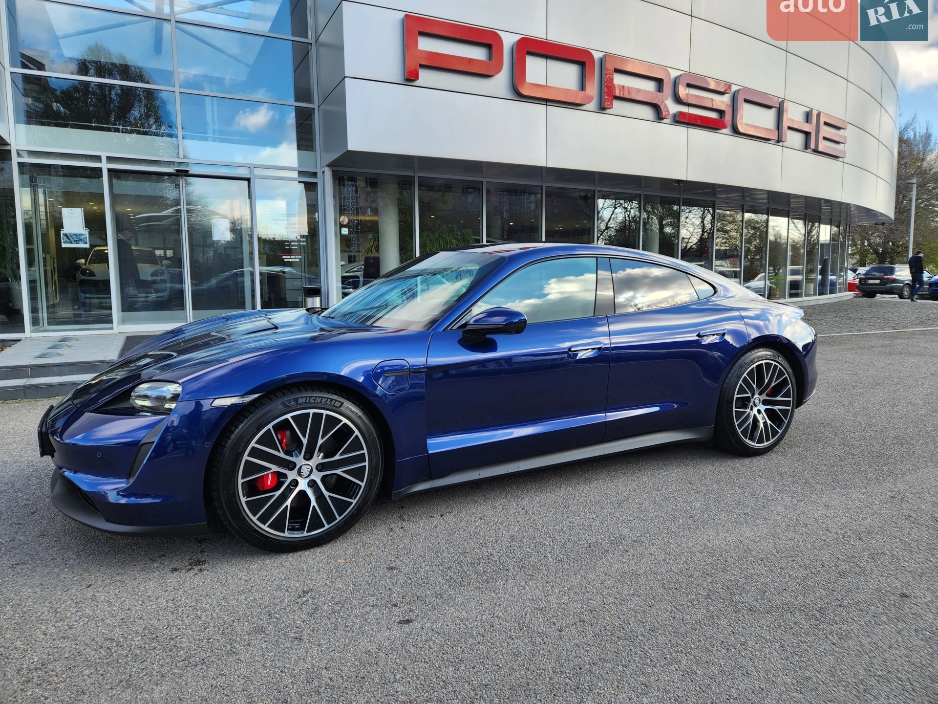 2020 Porsche Taycan - мініатюра 14