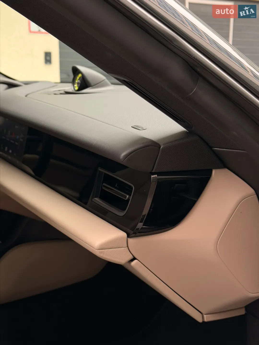 2023 Porsche Taycan - мініатюра 19