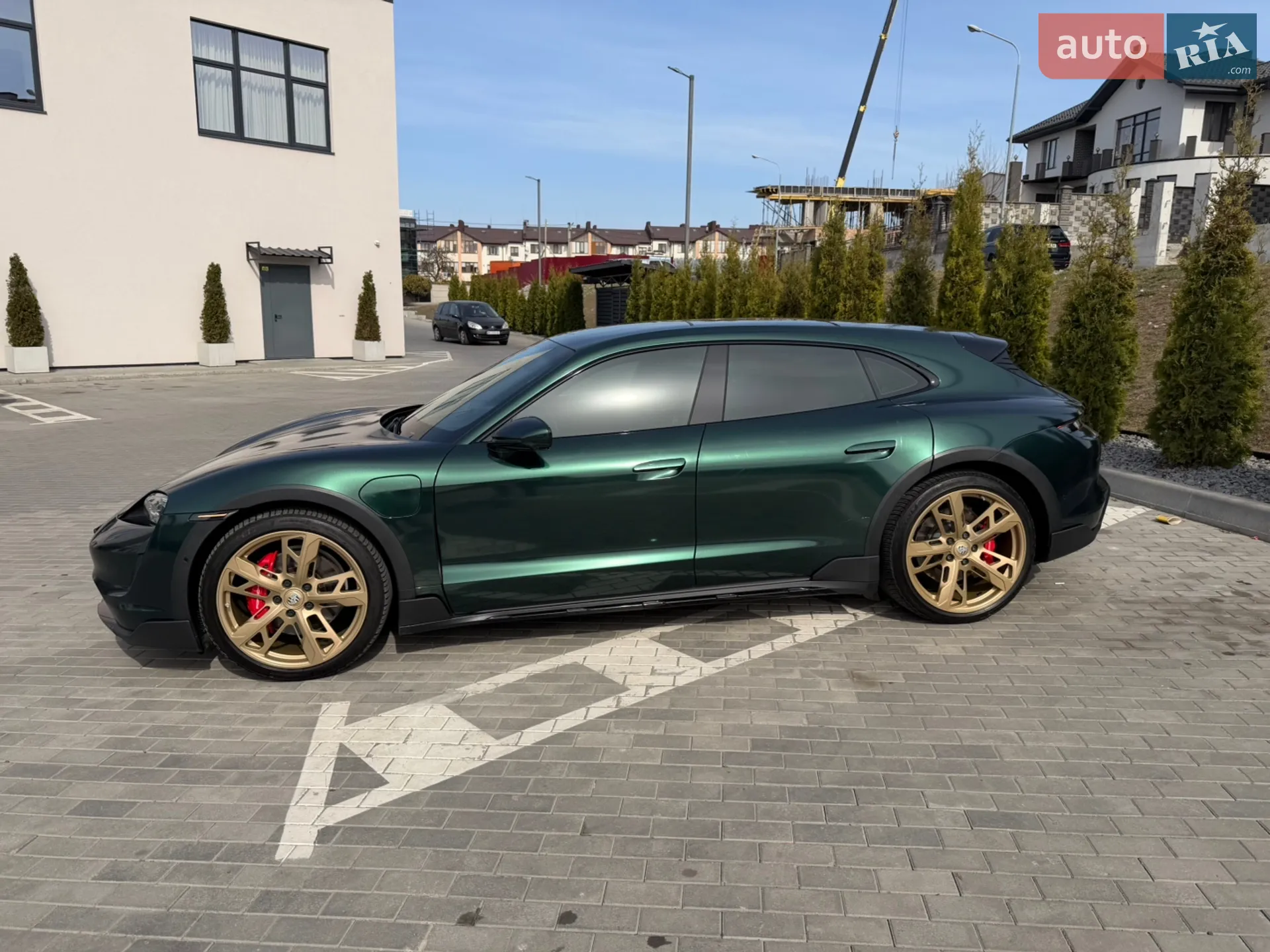2022 Porsche Taycan - мініатюра 2