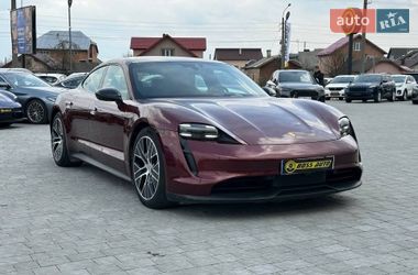 Седан Porsche Taycan 2021 в Ивано-Франковске