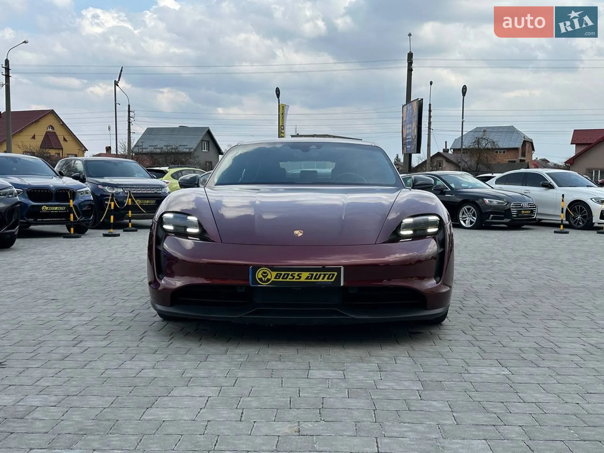 2021 Porsche Taycan - мініатюра 3
